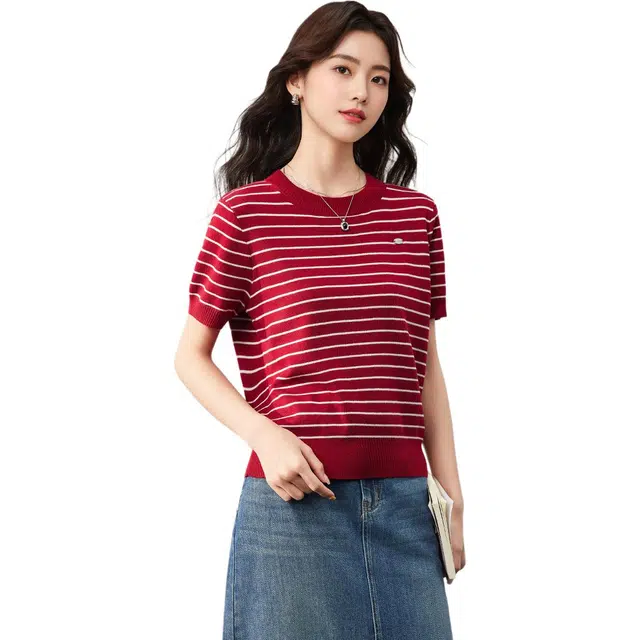 爱依服 韩版时尚通勤条纹休闲风针织衫 女款