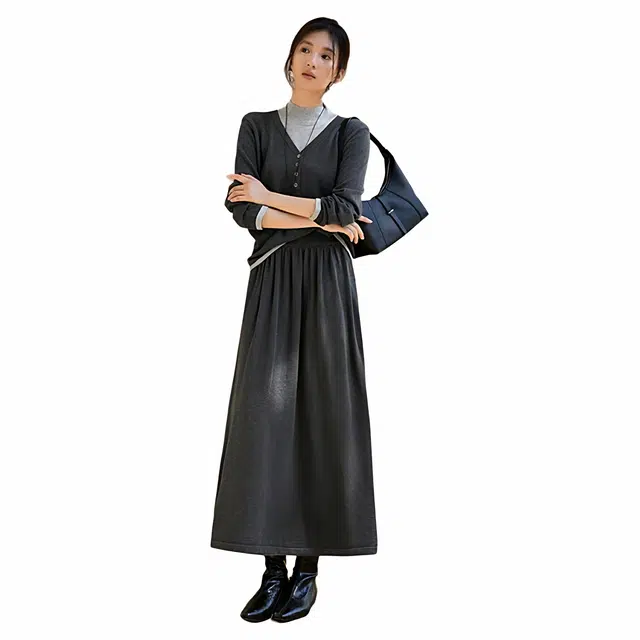 佐塞斯 高端品质轻奢含羊毛格雷系撞色拼接毛衫秋冬季遮胯显瘦半裙两件套裙装套装 女款