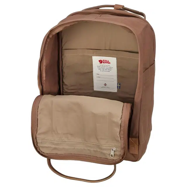 Fjallraven 18L Logo