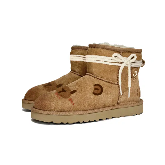 UGG CLASSIC MINI