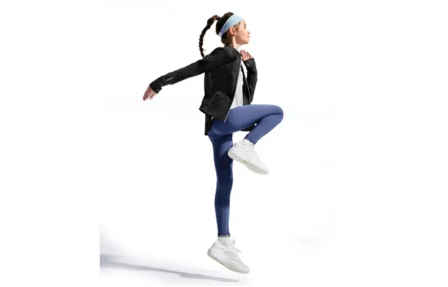 MOODY TIGER Essential