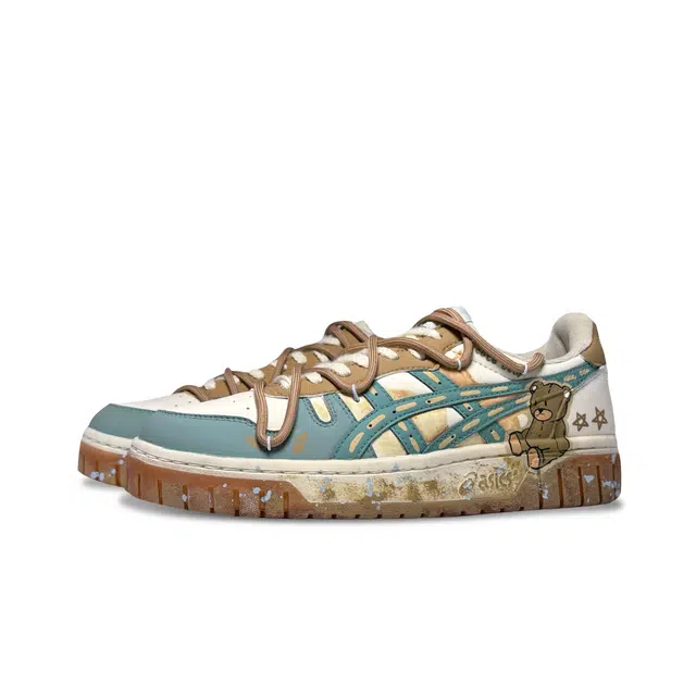 ASICS Court MZ