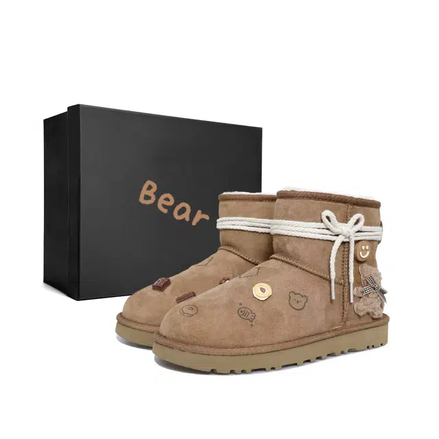 UGG CLASSIC MINI