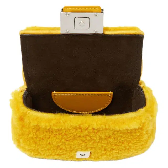 FENDI Baguette