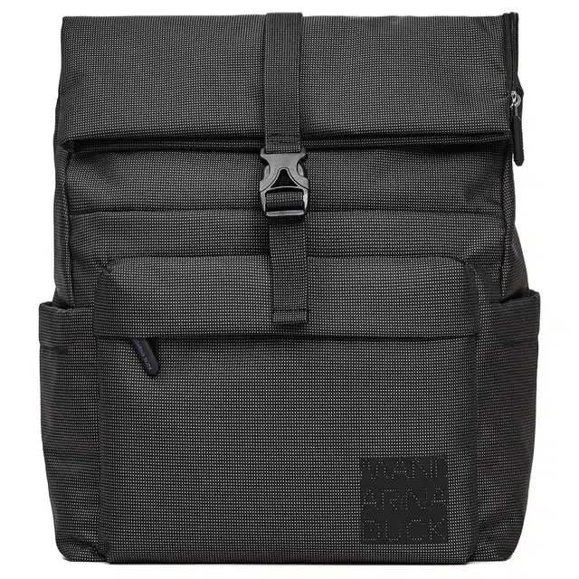 Mandarina Duck District