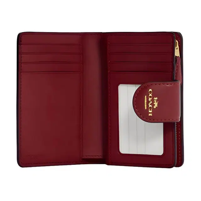 COACH Corner Zip 13