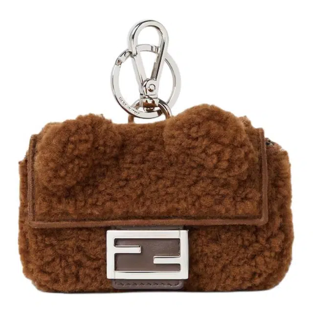 FENDI Baguette