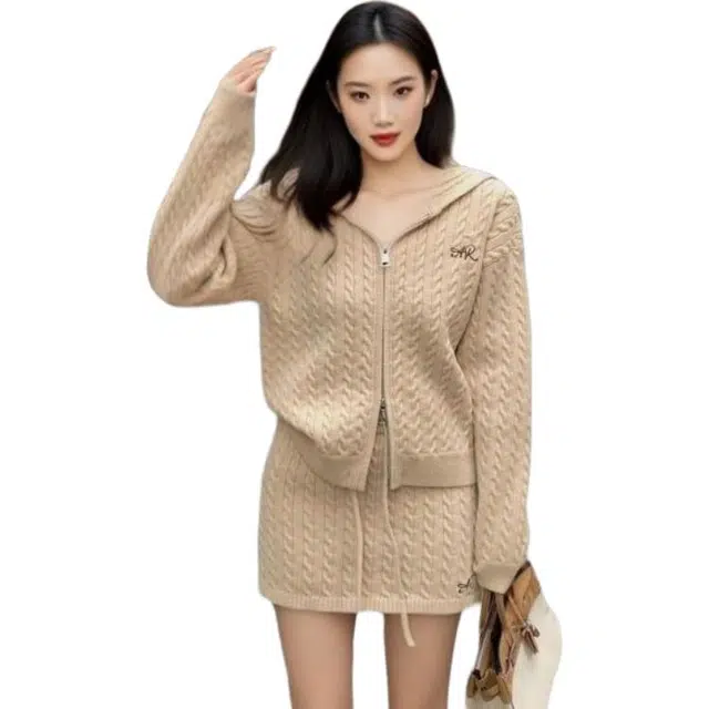 纤丝鸟 麻花连帽外套开衫短裙修身气质显瘦两件套优雅时尚裙装套装 女款