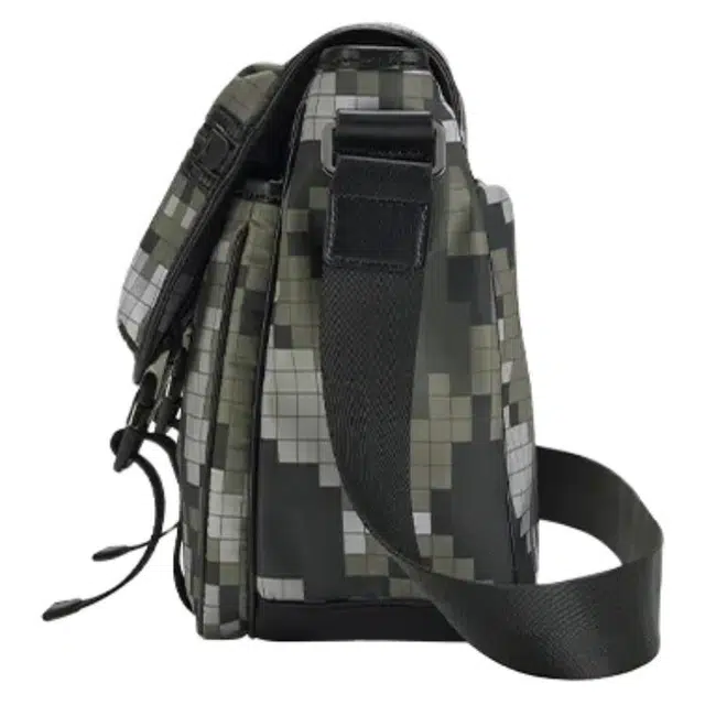 SAMSONITE x VA FANNA 10.9L LOGO