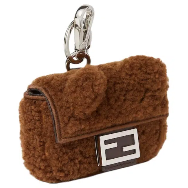 FENDI Baguette