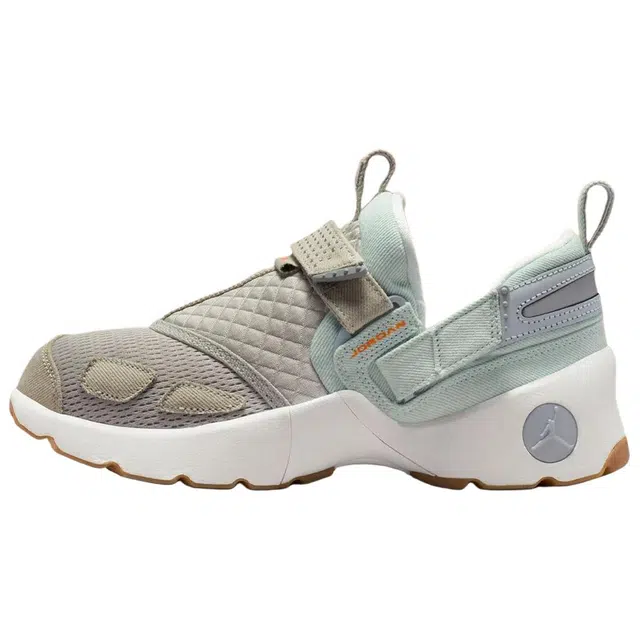 Jordan Trunner LX