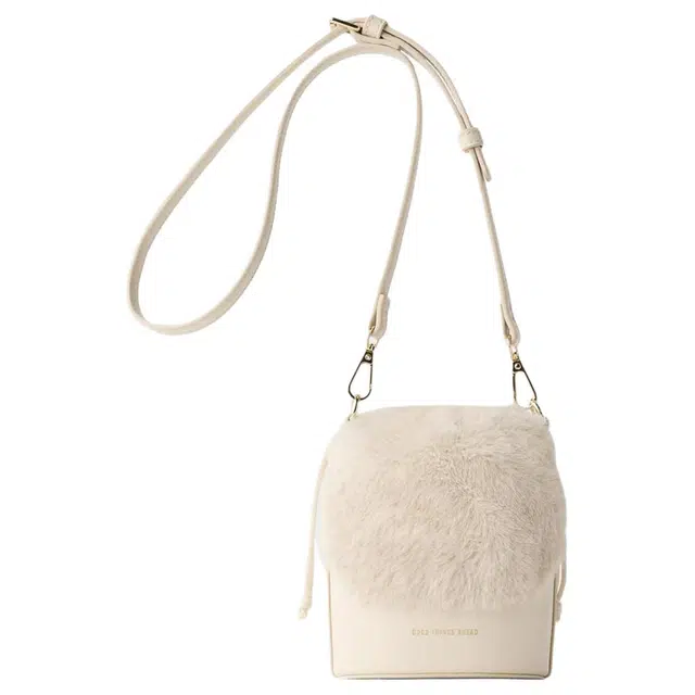 ZARA SHEEPSKIN BUCKET