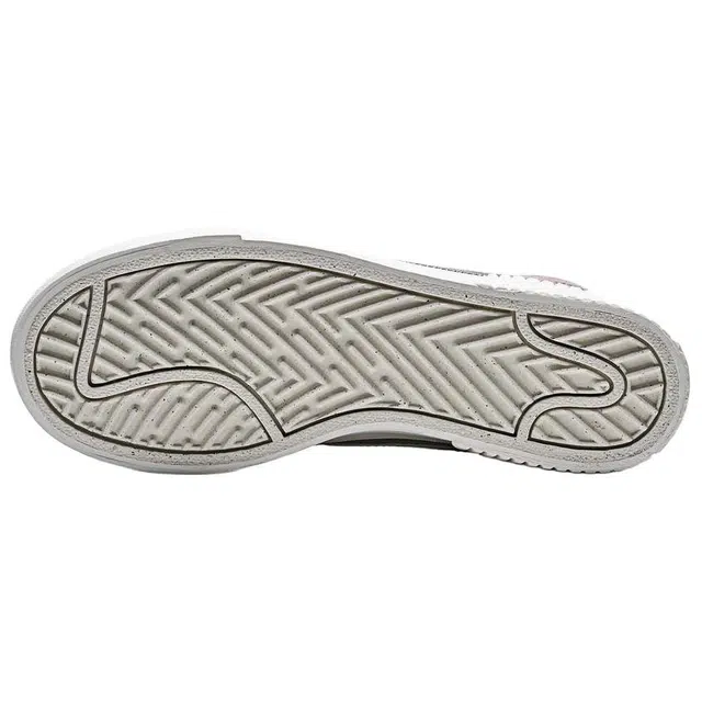 Nike Court Legacy lift