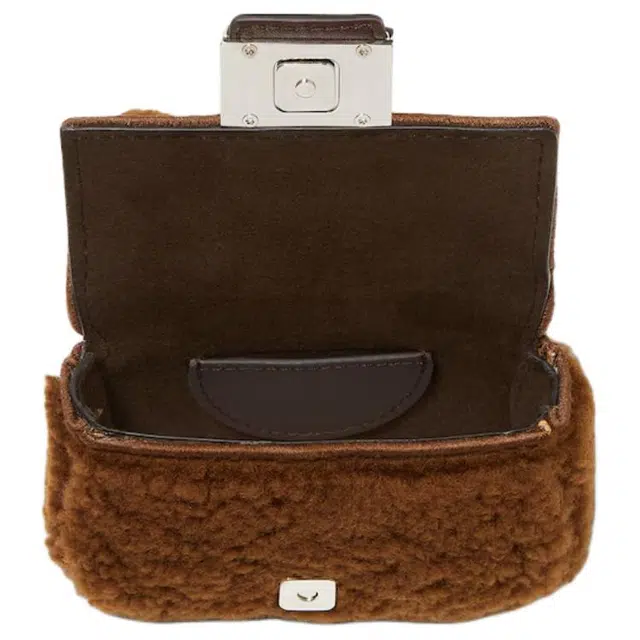 FENDI Baguette