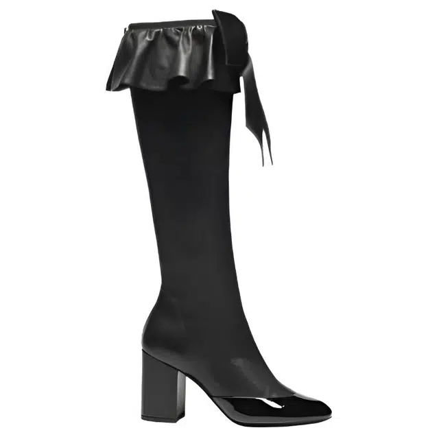 CHANEL 25K Boots Black