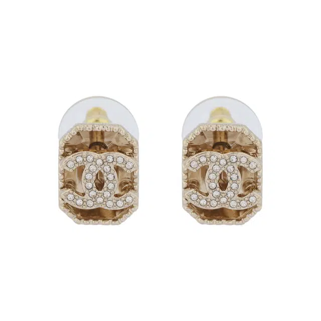 CHANEL C Logo