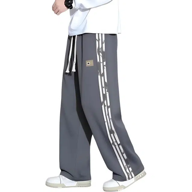 一碗士多 复古高街三条杠百搭简约纯色系带宽松舒适垂感小众美式运动通勤户外日常直筒阔腿休闲裤 男女同款