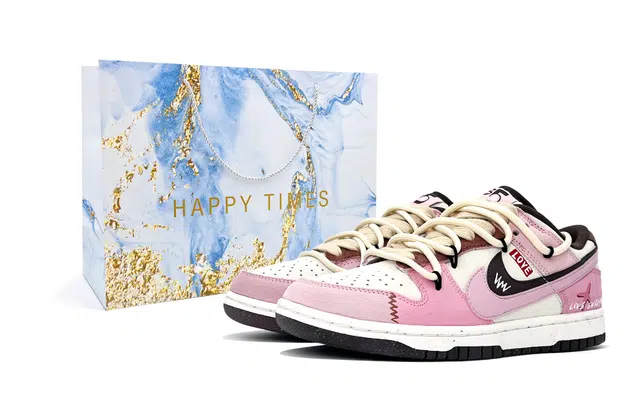 Nike Dunk Low "Double Swoosh"