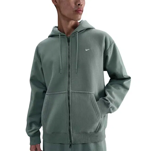 Nike Solo Swoosh