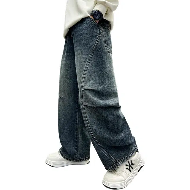 俞兆林牛仔裤 男大童酷帅宽松柔软潮范直筒户外健身跑步舒适亲肤 青少年