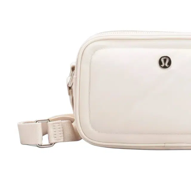 lululemon Crossbody 2L