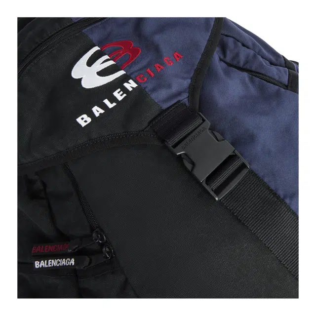 Balenciaga Unity Unity