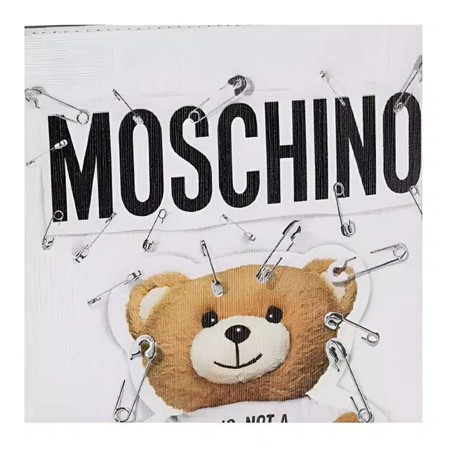 MOSCHINO