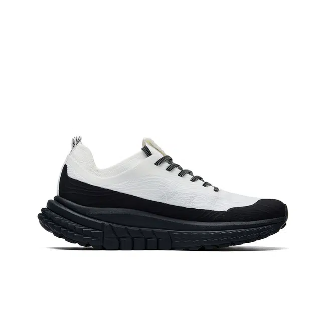 Under Armour VIBRAM