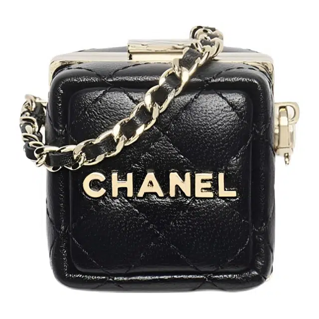 CHANEL charm 25K C Logo