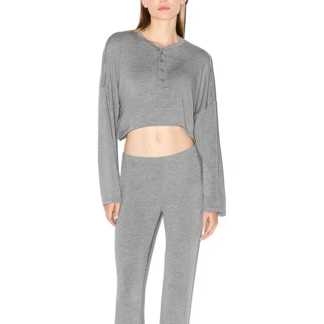 SKIMS LIGHTWEIGHT MODAL CROPPED HENLEY FW25T