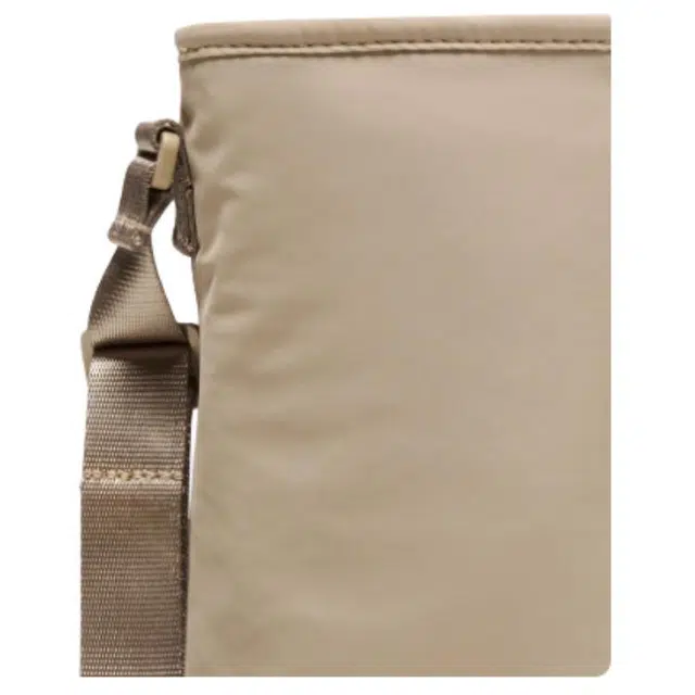 lululemon 2LLogo