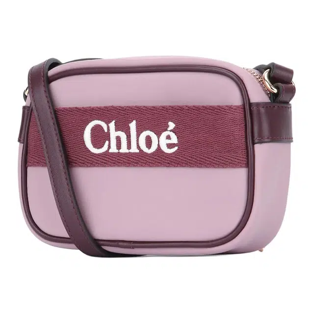 Chloe Logo