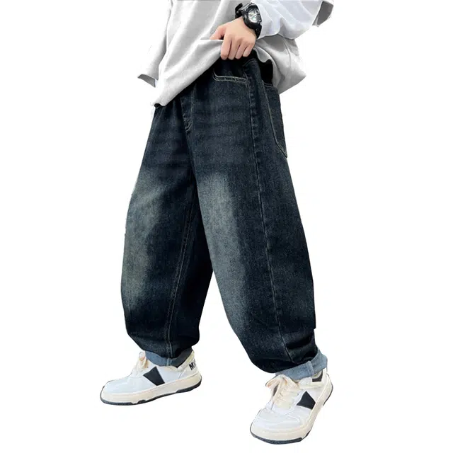 黑恐龙牛仔裤 时尚男孩秋季直筒长裤