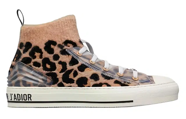 DIOR Walk'n'Dior