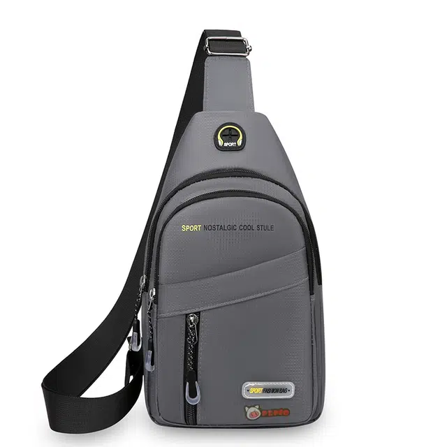 小猪班纳 旅游休闲运动背包 牛津布 胸包 常规 男款 多色