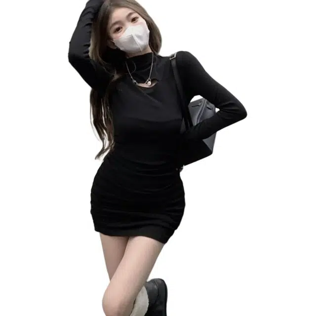 纤丝鸟 赫本高领辣妹气质显瘦设计修身镂空长袖连衣裙 女款