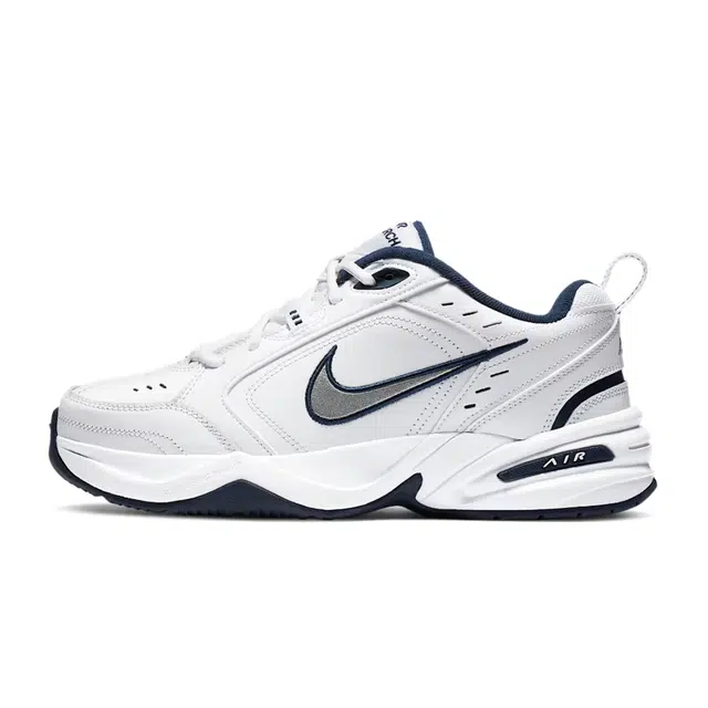 Nike Air Monarch 4