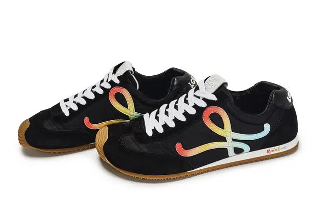 LOEWE Ballet Runner 2.0 811