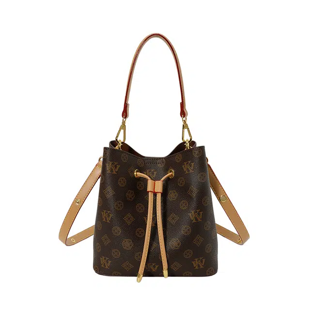 米囹 复古印花 发财水桶包 斜挎单肩包 棕色