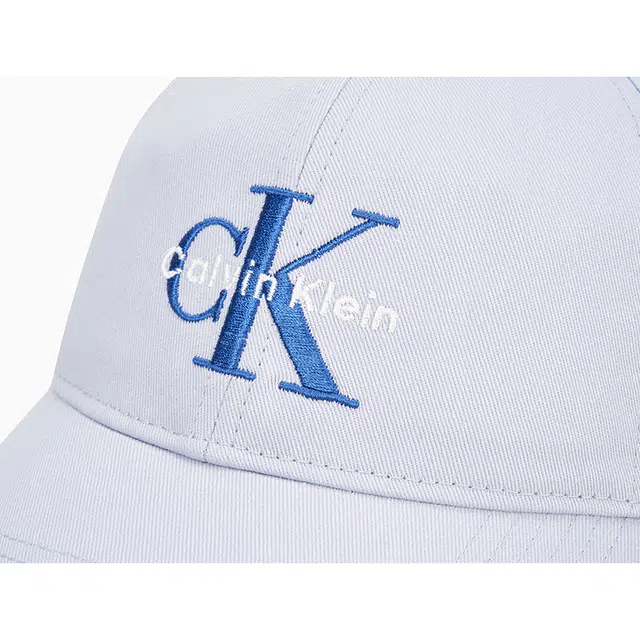CALVIN KLEIN