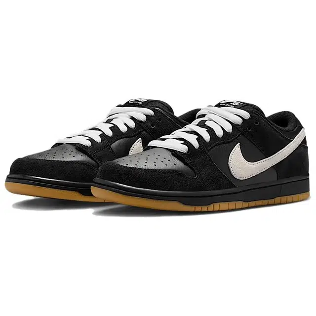 Nike Dunk SB LOW PRO Black SuedeWhiteGume