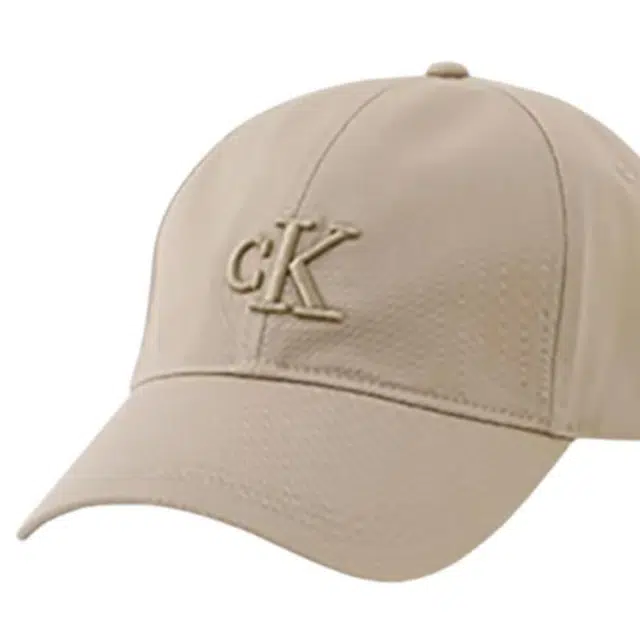 CALVIN KLEIN -