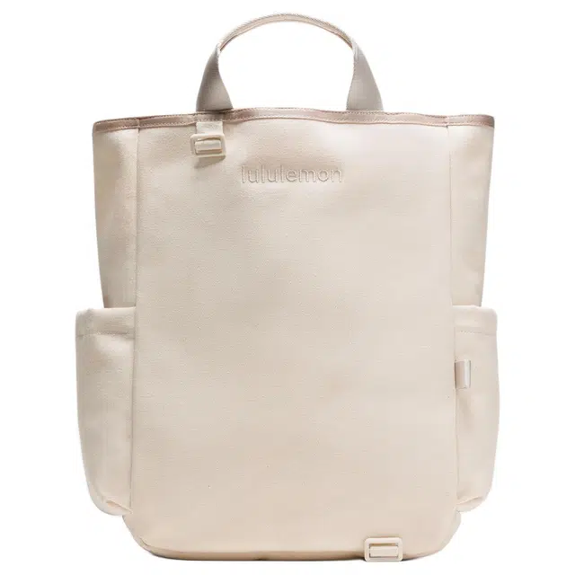 lululemon RACKET 19L Logo
