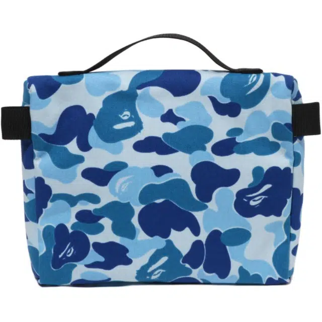 A BATHING APE