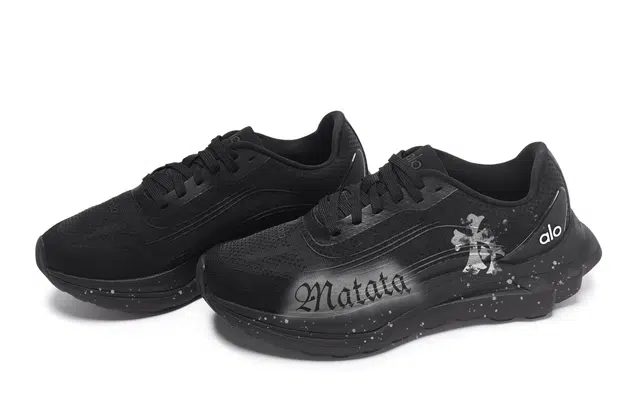 alo yoga Alo Runner 811