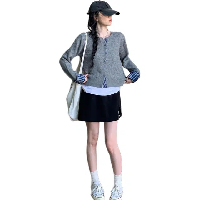 思蓓儿  秋冬韩版学院风格子假两件圆领纽扣开衫外套女针织衫 女款