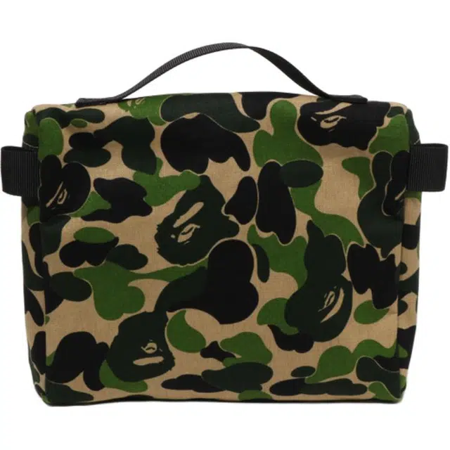 A BATHING APE Camo Travel Pouch