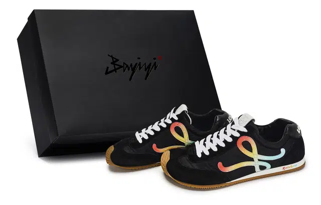 LOEWE Ballet Runner 2.0 811