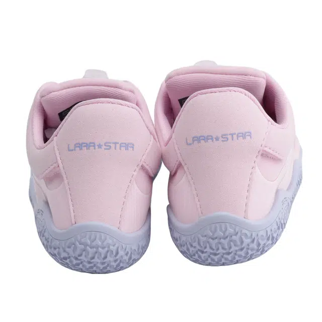 LARA STAR Five Finger Training Shoes