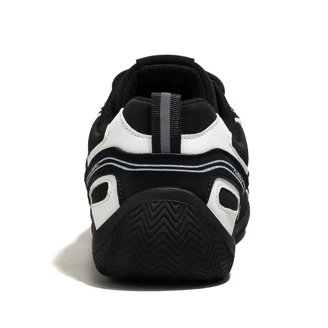 HUANQIU Black White Sneakers